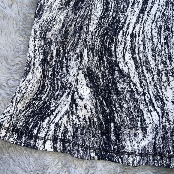 Lululemon Runbeam Hoodie Texture Twist White Black W3A86S Ponytail Hole Size 12 - Picture 9 of 10